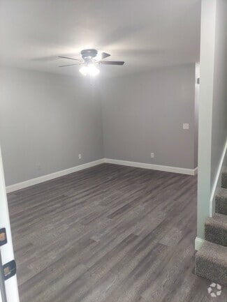 Building Photo - 1438 Vance Rd