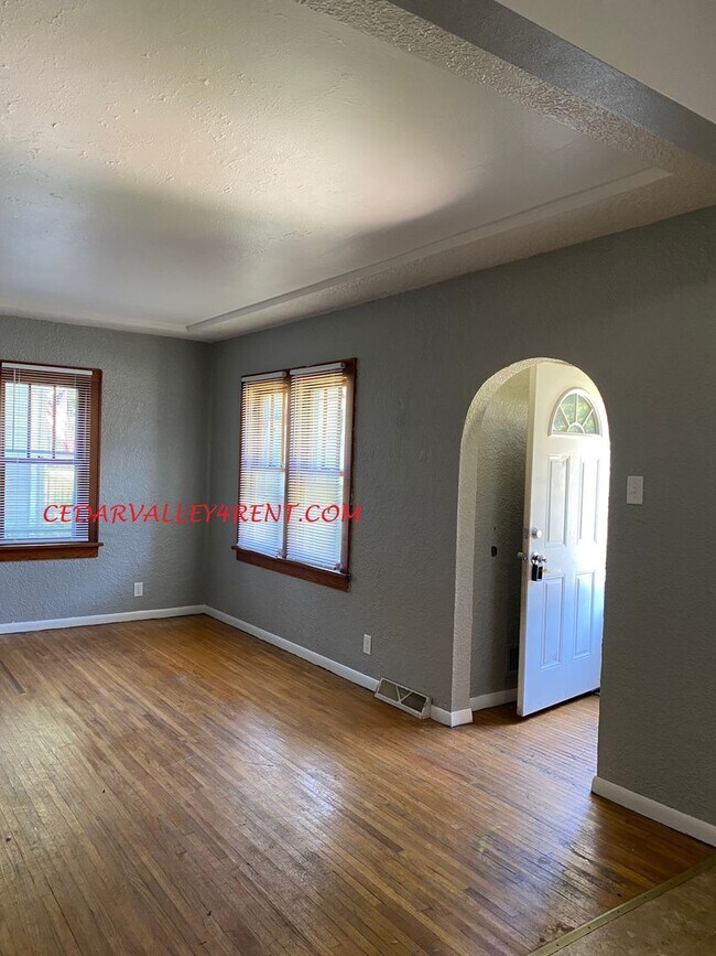 Foto del edificio - 544 Archer Waterloo, Iowa 2 Bedroom, 1 Bat...