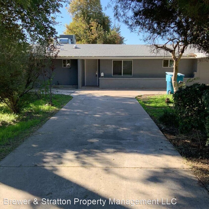 4 br, 3 bath House 1202 W Bethany Home Rd House for Rent in Phoenix