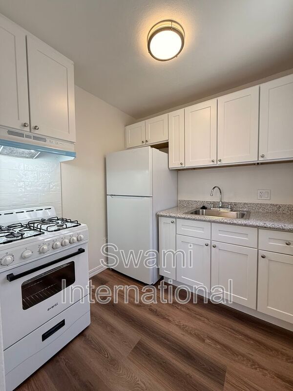 Foto del edificio - 1002 Island Ave
