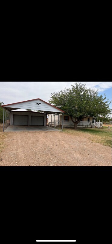 Building Photo - 3213 S CR-1067