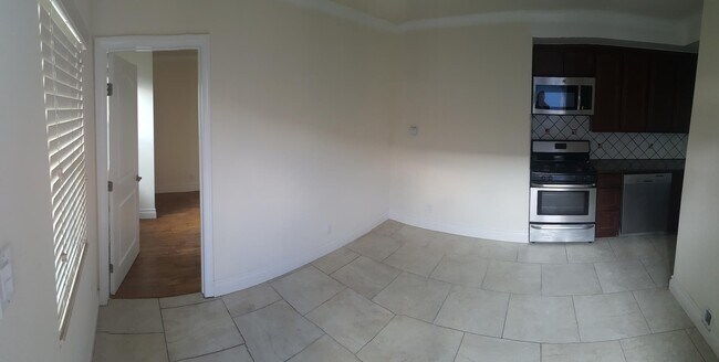 Foto del edificio - 4203 137th St