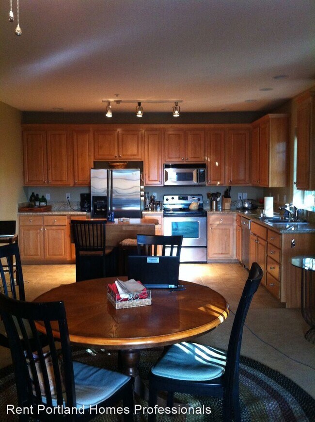 Foto del edificio - 20510 SW Roy Rogers Rd