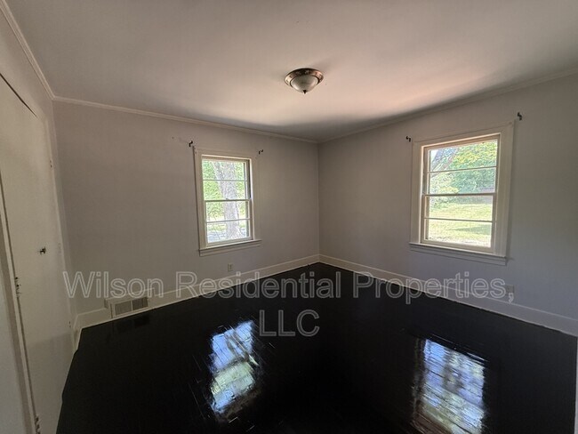 Foto del edificio - 2312 N Centennial St