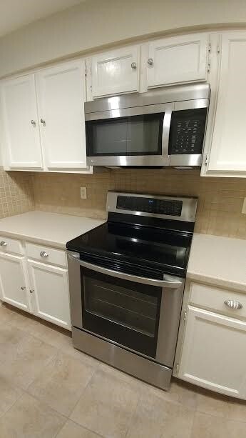 Building Photo - 9 N Deerfoot Cir