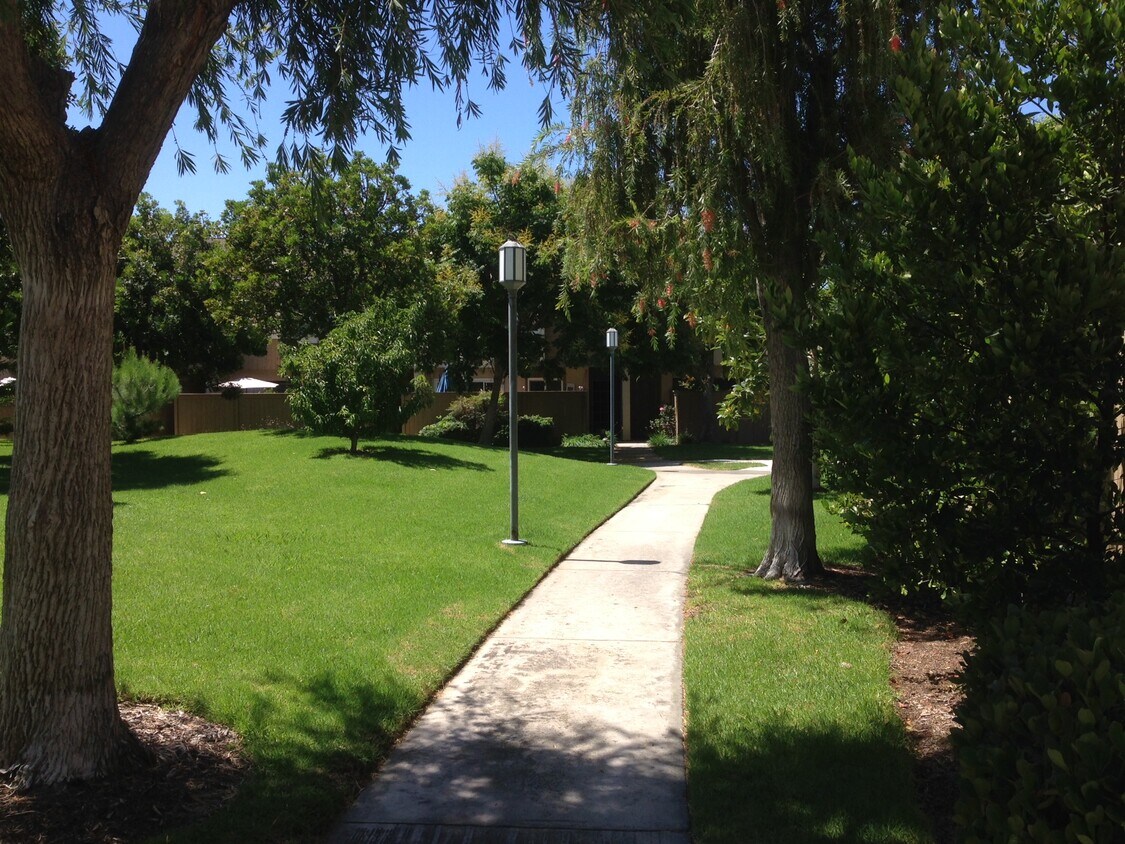 Foto principal - 617 Brookview Way
