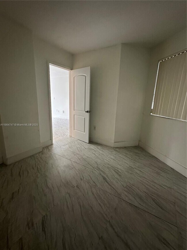 Building Photo - 8275 SW 152nd Ave