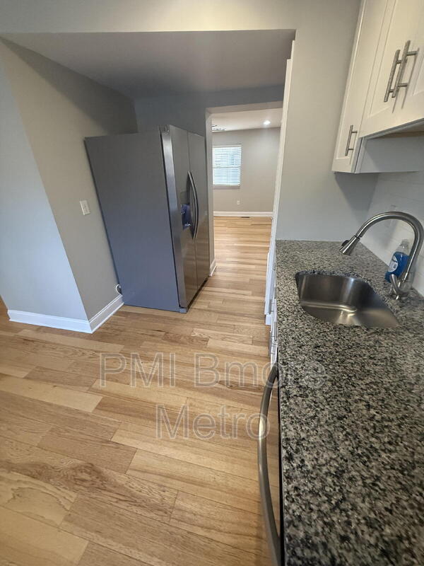 Foto del edificio - 5 Bohn Ct