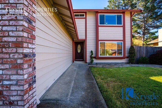 Foto del edificio - Beautiful home in Benicia