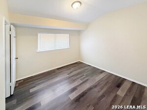 Foto del edificio - 9808 Delta Ridge Dr