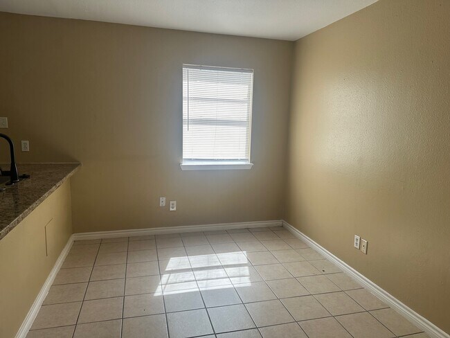 Foto del edificio - 300 Rice St