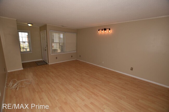 Building Photo - 2 br, 2 bath House - 1021-C Saint Andrews Way
