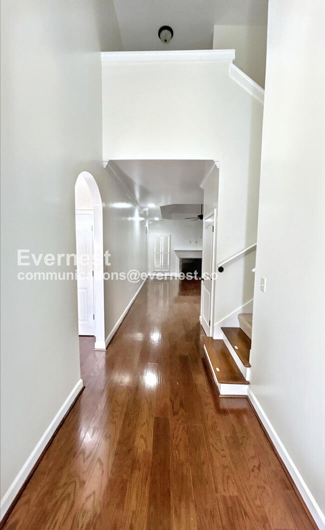 Foto del edificio - 281 Chapel Hill Trail