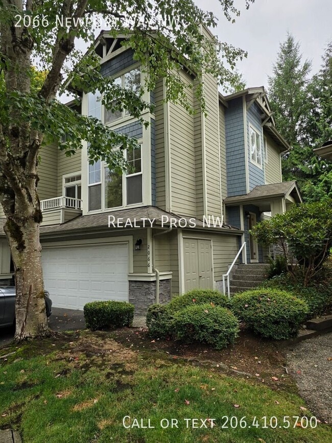 Building Photo - 2066 Newport Way NW