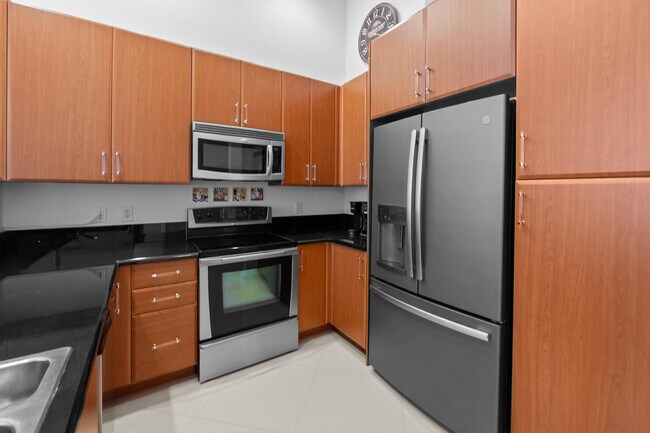 Building Photo - 701 S Olive Ave