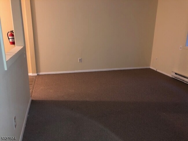 Building Photo - 15 ROUTE 206