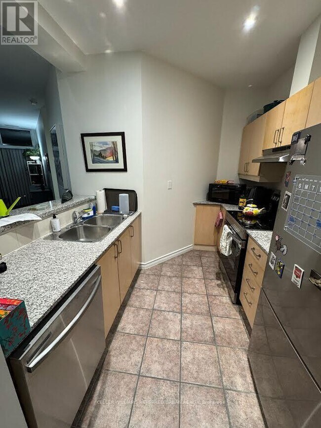 Photo du bâtiment - 1 Leaside Park Dr