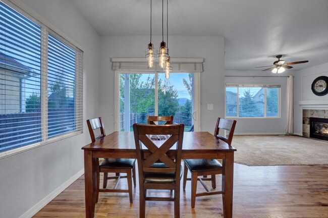 Foto del edificio - 10614 Rhinestone Dr