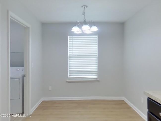 Foto del edificio - 78611 Rock Ct