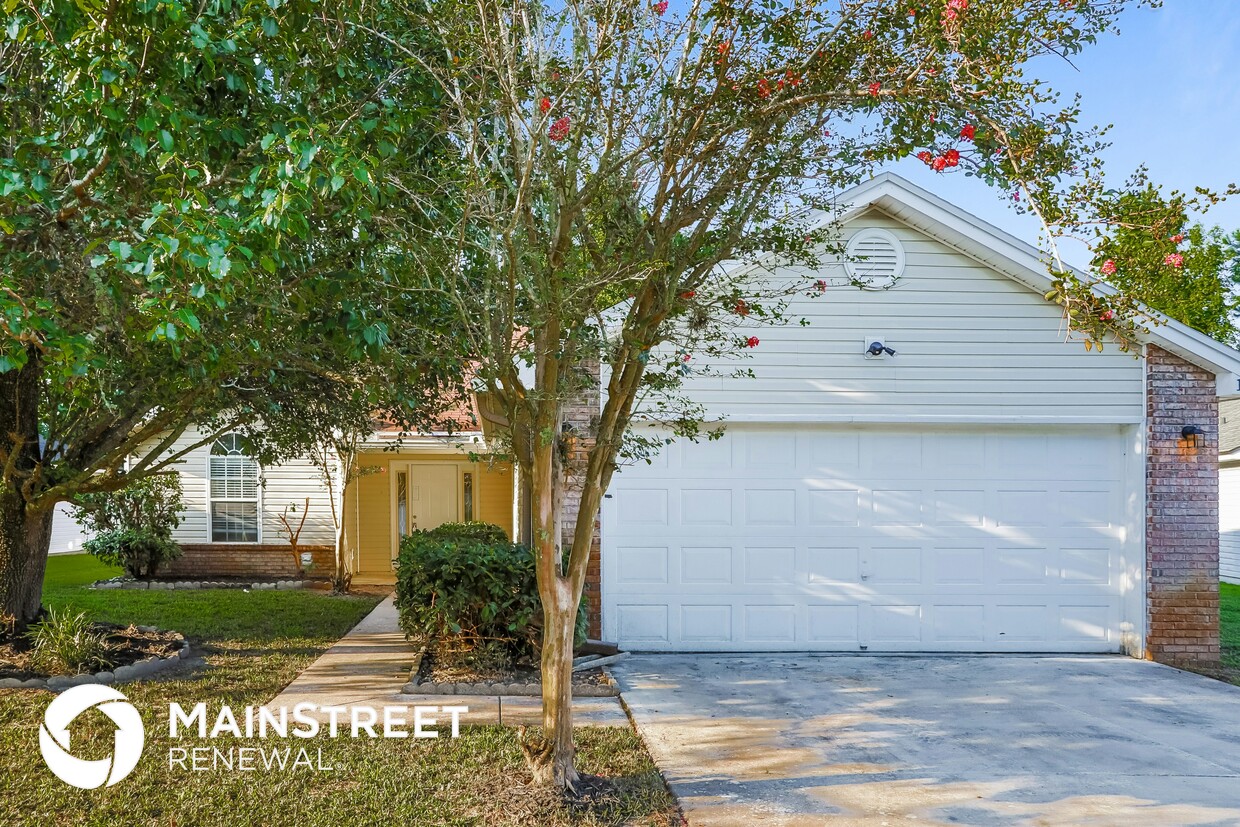 Primary Photo - 12012 Cobblestone Forest Cir S