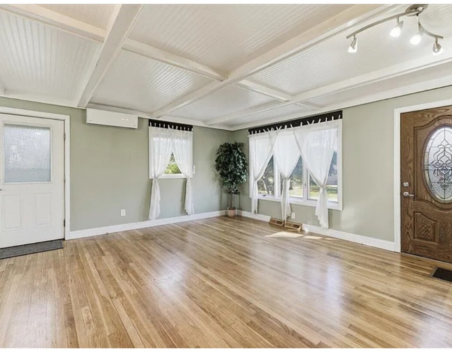 Foto del edificio - 21 Knox Bros Ave