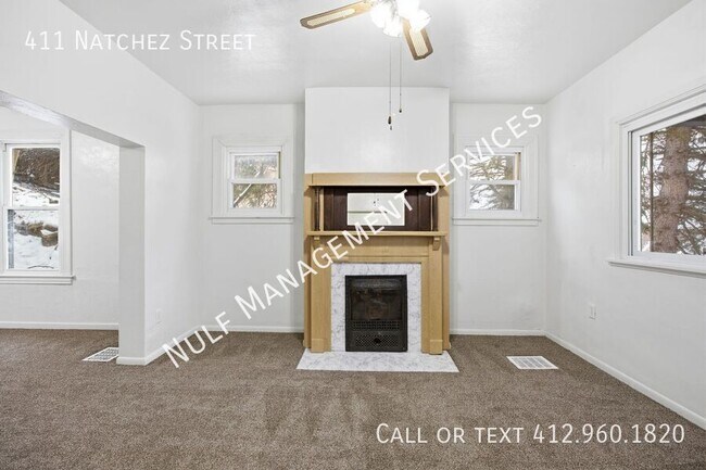 Building Photo - 411 Natchez St