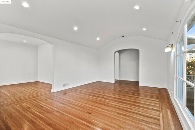 Foto del edificio - 510 Pomona Ave