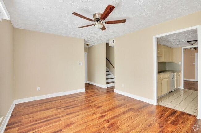 Building Photo - 9052 Wilcrest Dr