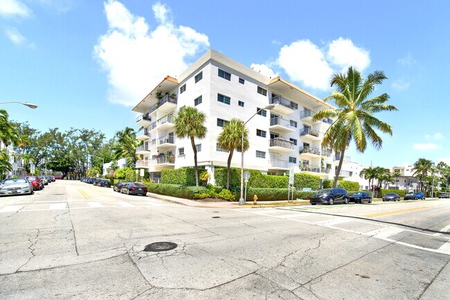 Building Photo - 1428 Euclid Ave