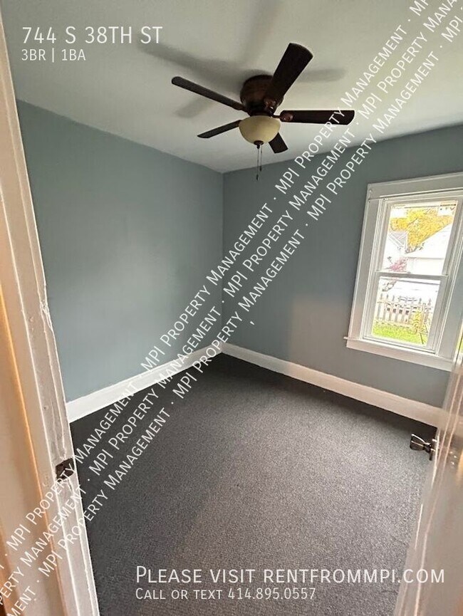 Building Photo - 744 S. 38th Street - 3 Bedroom Upper