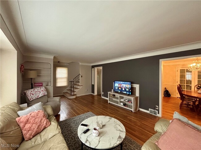 Foto del edificio - 4385 Baintree Rd