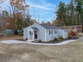 Building Photo - 601 Collettes Grove Rd