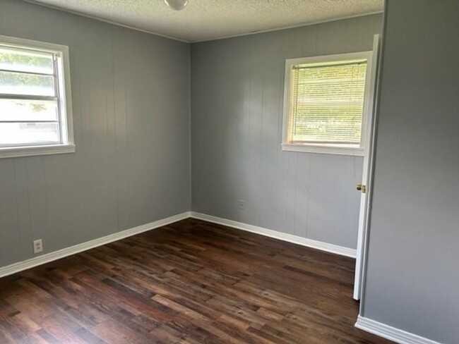 Building Photo - Cozy 3 Bed, 1 Bath in Bowie TX