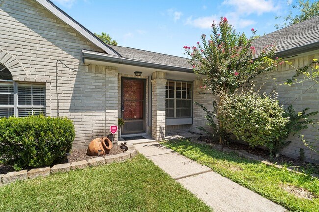 Building Photo - 3006 Stargrass Ct