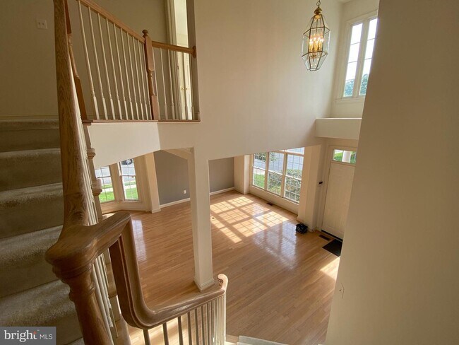 Foto del edificio - 7957 Blitz Ct
