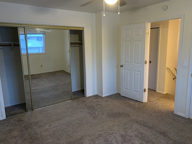 Master bedroom - 8150 Little Dipper Ave