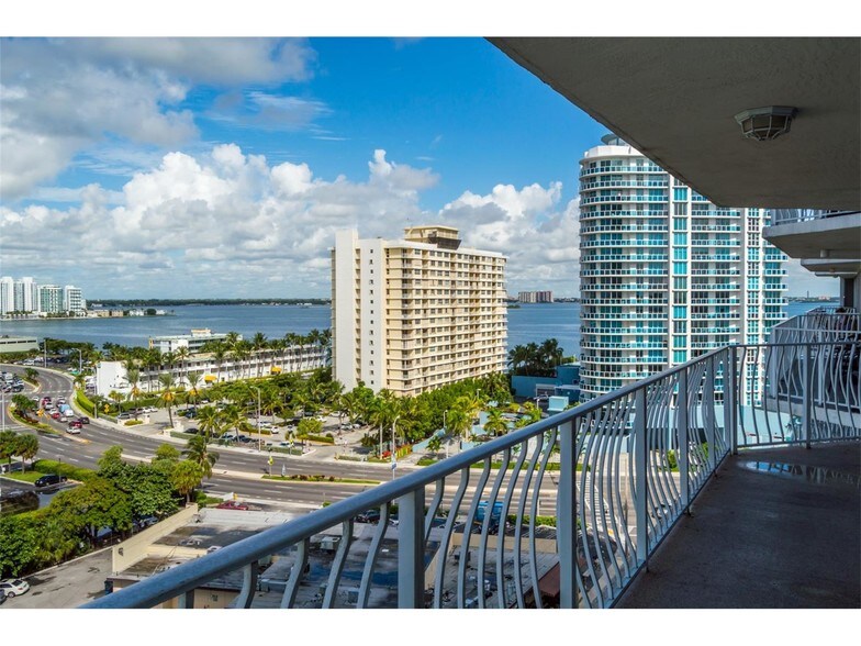 7601 E Treasure Dr North Bay Village, FL 33141 Rentals North Bay