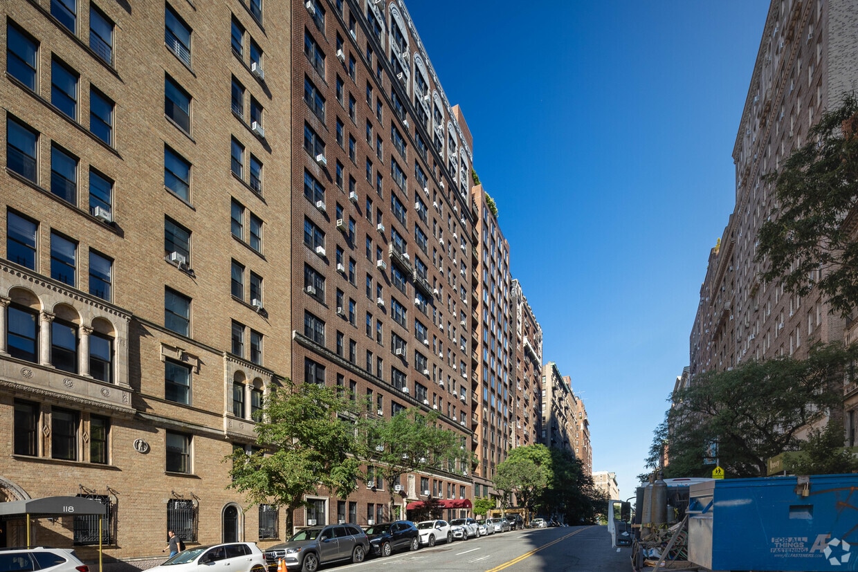 The Barrington Apartments in New York, NY