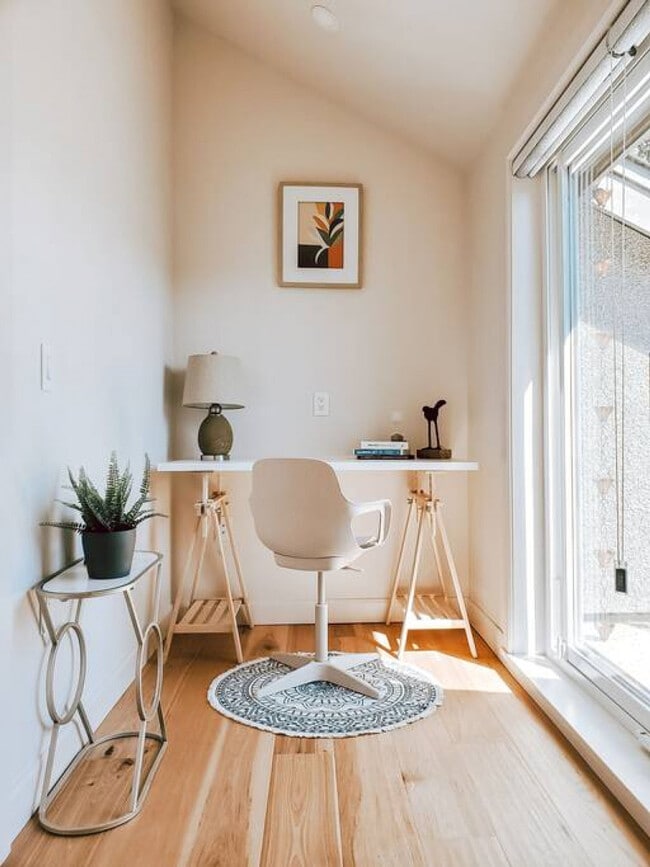 Building Photo - 2764 W 10th Ave