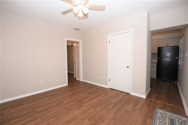Building Photo - 636 Winfree Ave