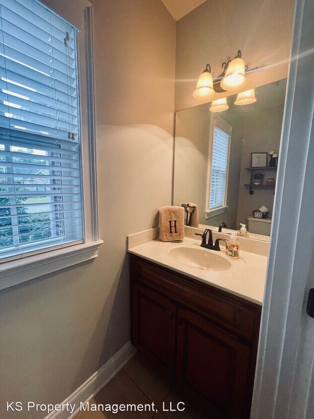 Foto del edificio - 3 br, 2.5 bath House - 4001 Ridgewood Drive