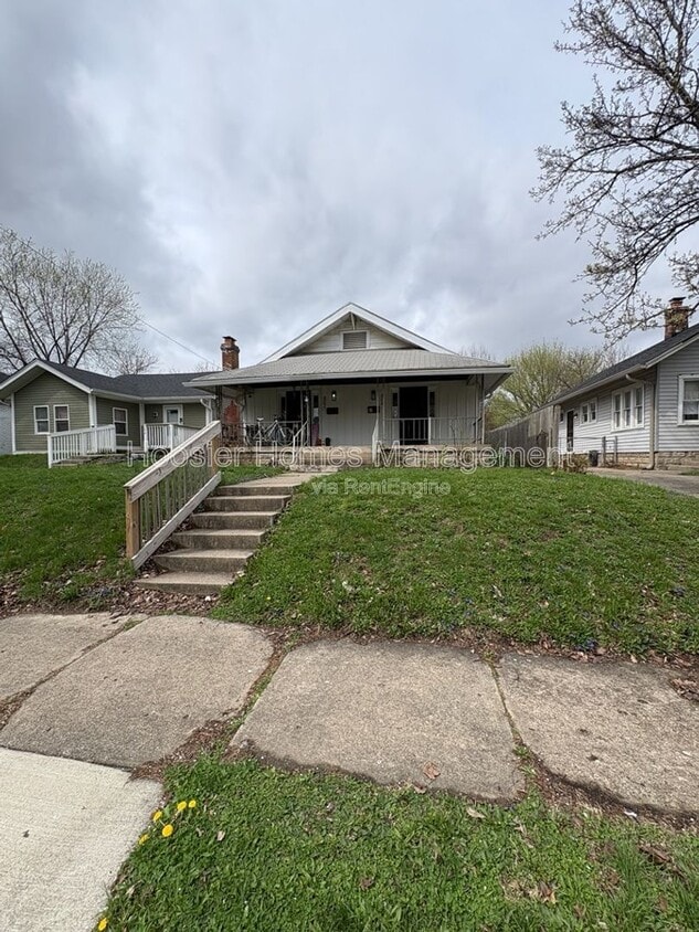 Photo - 802 North Denny Street