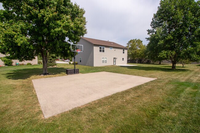 Building Photo - 50 Shadow Valley Ct