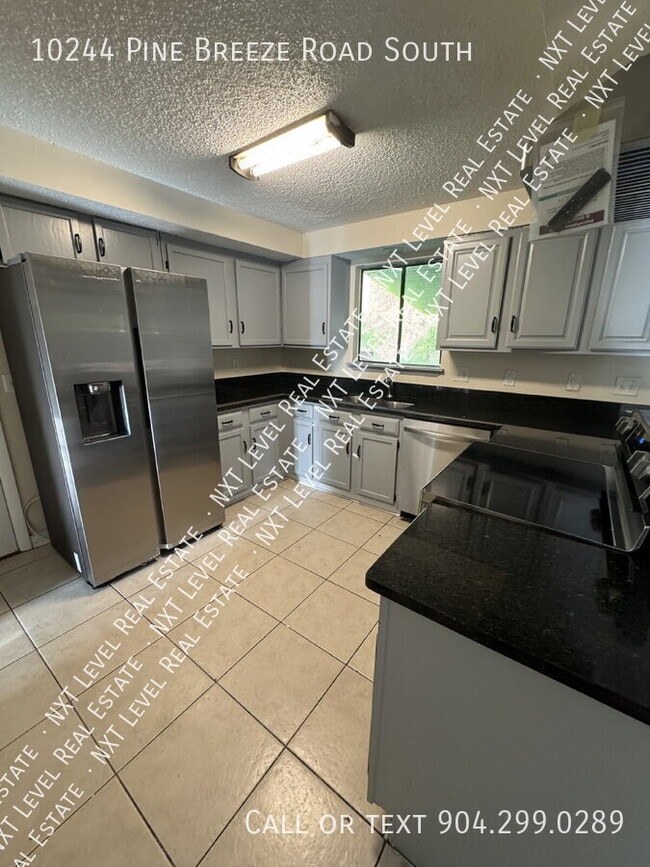 Foto del edificio - 10244 Pine Breeze Rd W