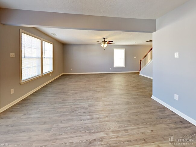 Building Photo - 839 Littleton Dr