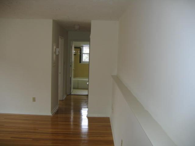 Foto del edificio - 106 E Manning St