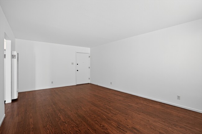 Building Photo - 117 Santa Lucia Ave