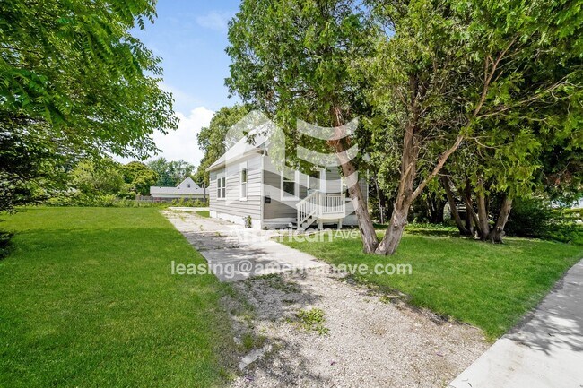 Foto del edificio - 704 E Gift Ave