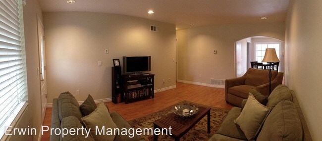 Building Photo - 3 br, 2 bath House - 13430 Silver Lake Dr.