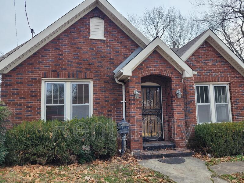 528 Troy Ave, Dyersburg, TN 38024 House Rental in Dyersburg, TN